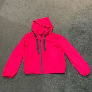 Neon Pink/Coral Ziya Cropped windbreaker. Size Med.